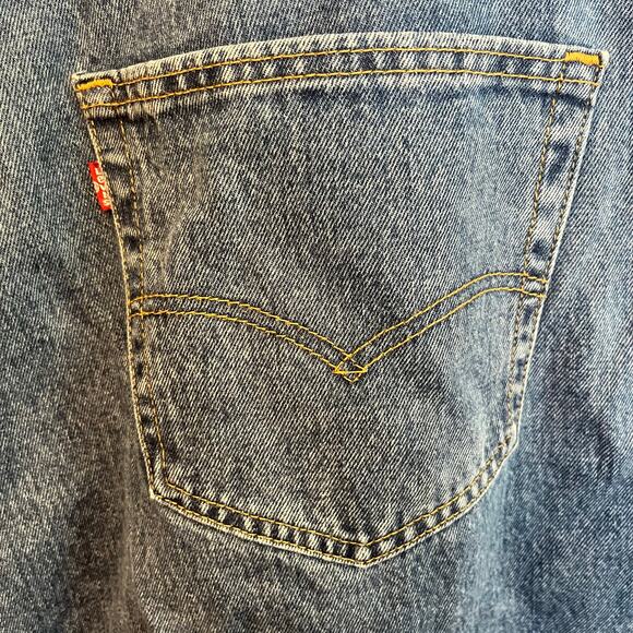 Levi’s 505 jeans size 50X34 men’s straight leg preowned fair belt loop repaired - Picture 3 of 6